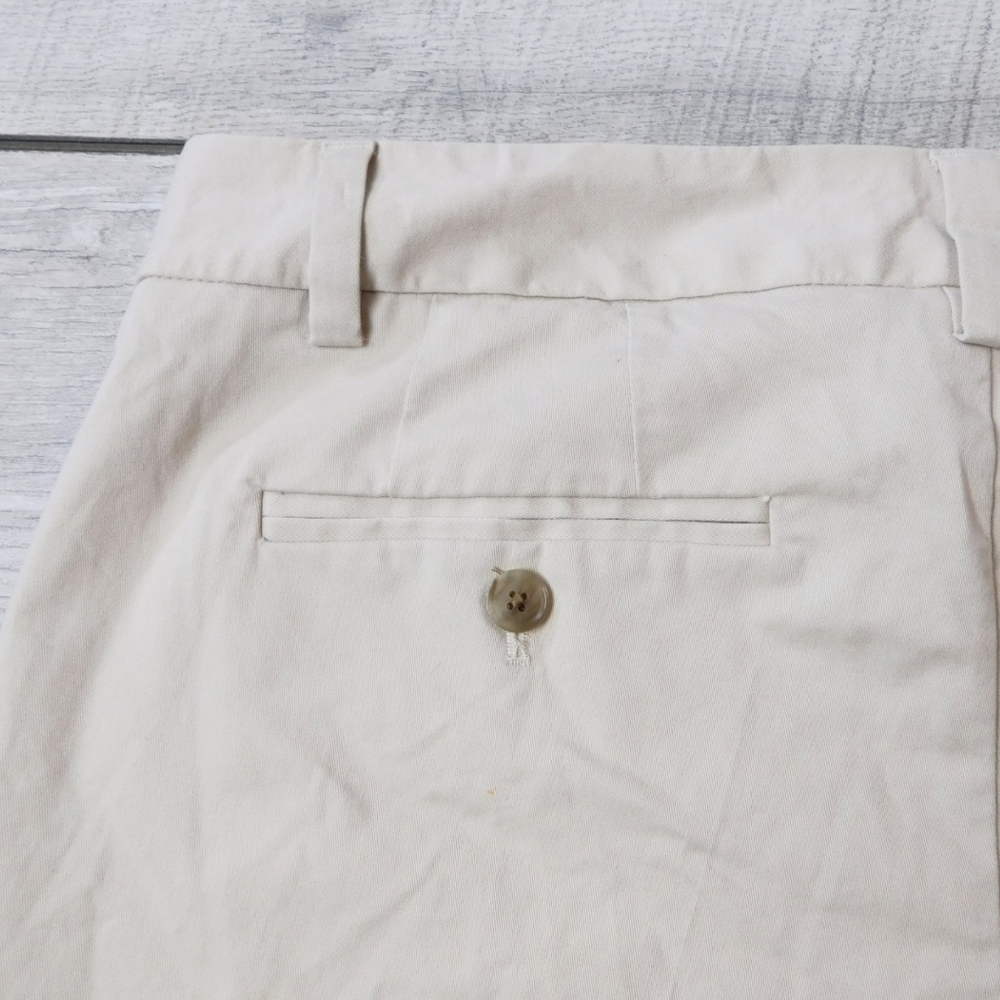 EDDIE BAUER WMN 10 COTTON STRETCH KHAKI SHORTS - Picture 4 of 5